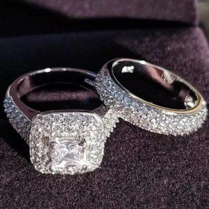 NEW SET 925 STERLING SILVER DIAMOND RING, CUTE RING, SHINY RING.